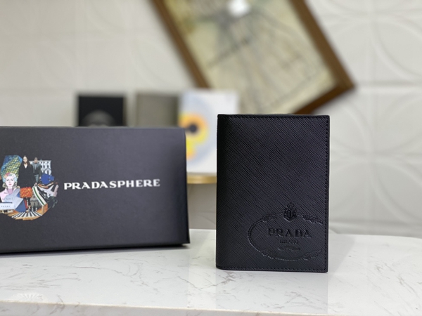 プラダ財布コピー正面デザイン